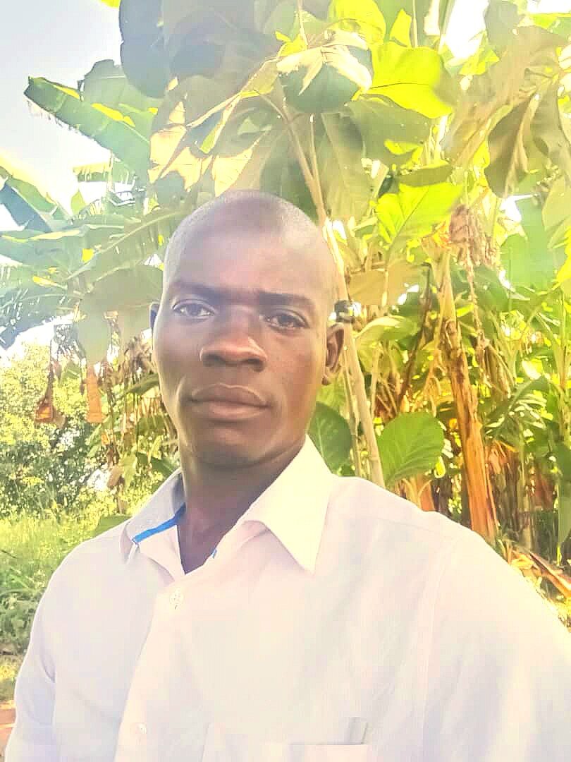 Douglas Oketayot during a community peacebuilding activity